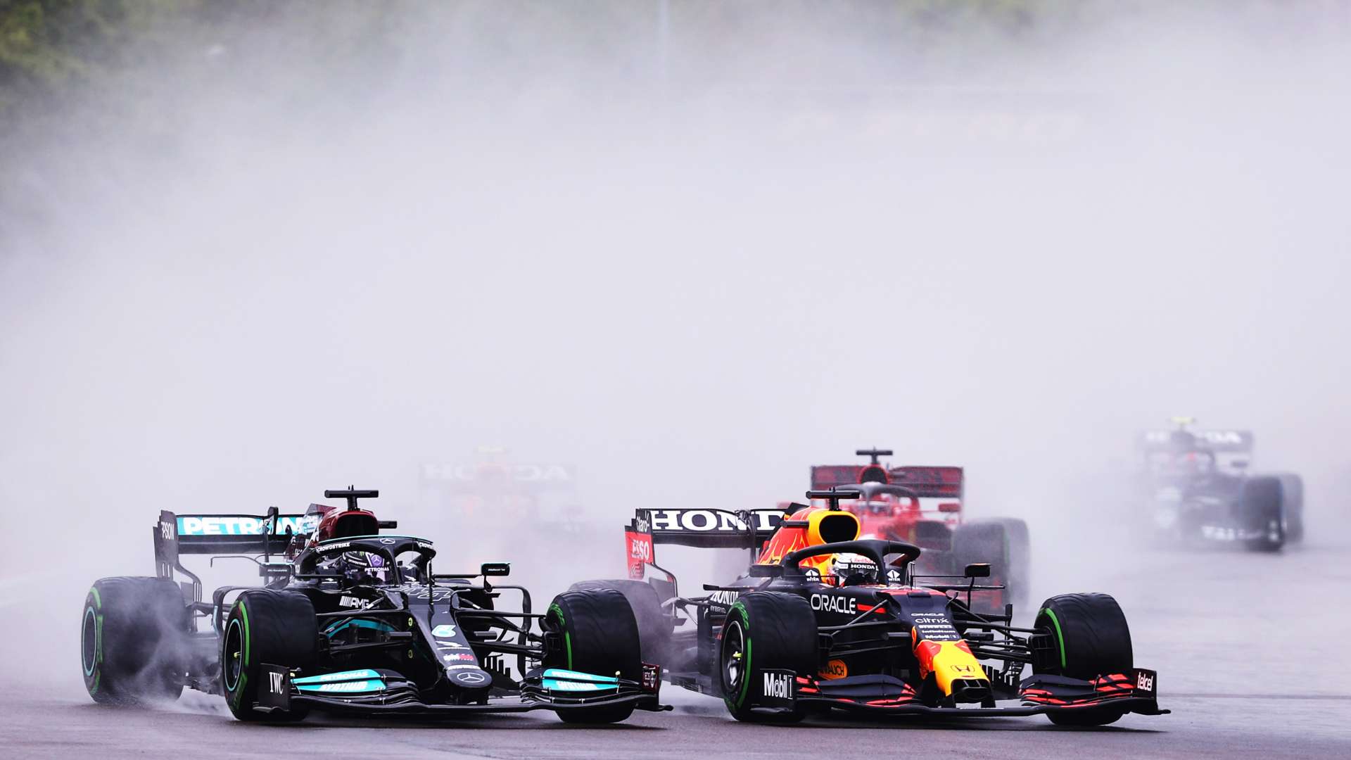 篮球比赛中 篮球比赛中